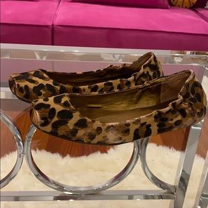Jessica Simpson leopard print hair size 8 1/2